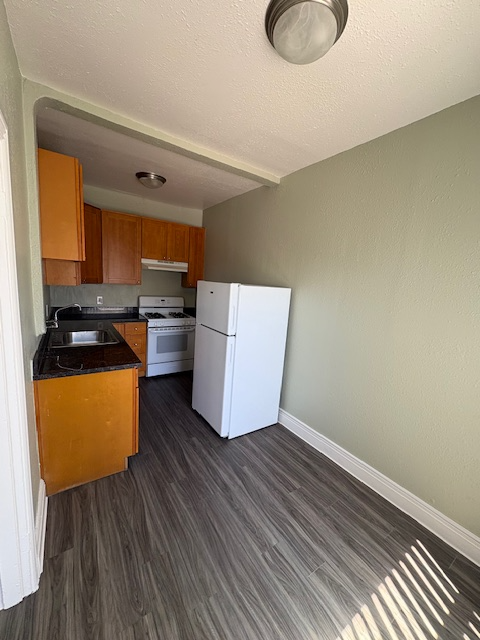 1900 26 AVE