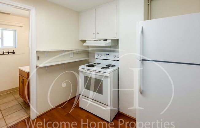 1 bed, 1 bath, 600 sqft, $1,025, Unit 43 Ash #4