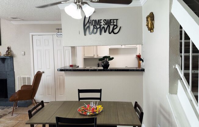 1 bed, 1 bath, 785 sqft, $1,120, Unit 1660