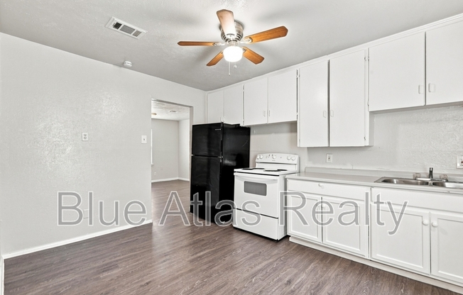 2215 RIVERVIEW DR
