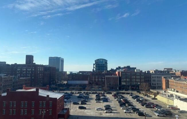 1 bed, 1 bath, 670 sqft, $1,199, Unit 610