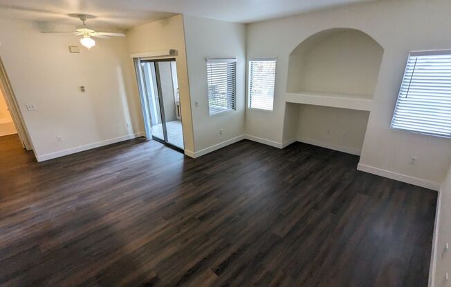 8250 N GRAND CANYON DR #1044