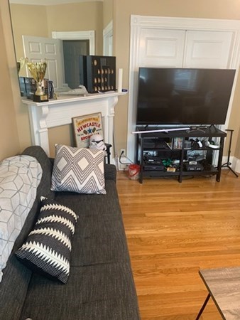 2 beds, 1 bath, 1,100 sqft, $2,900, Unit 1