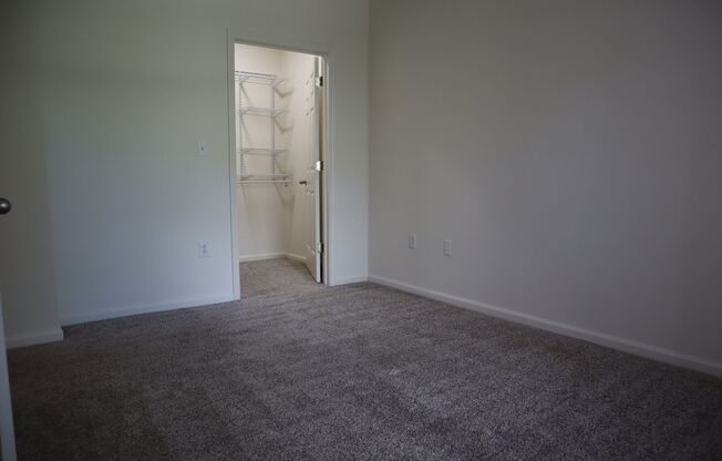 2 beds, 2 baths, 1,033 sqft, $1,749, Unit 19-19104