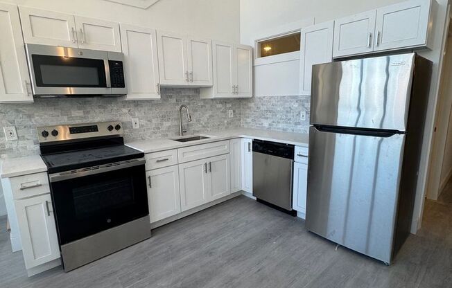 4717 Stenton