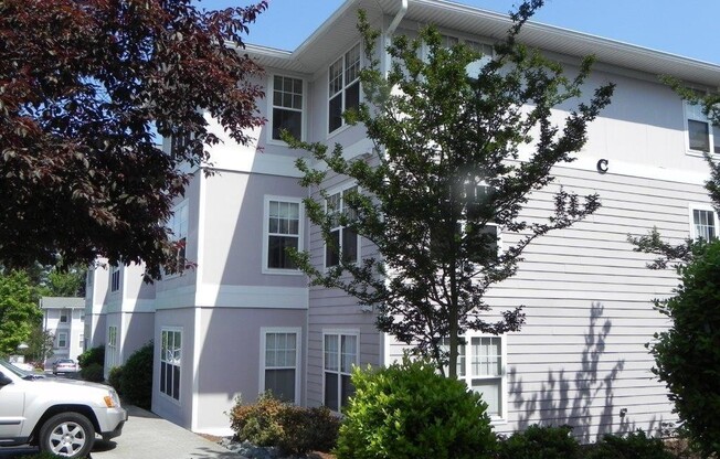 929 Morreene Road #B24