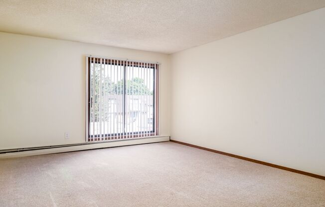 2 beds, 1 bath, 938 sqft, $1,345, Unit 781-301