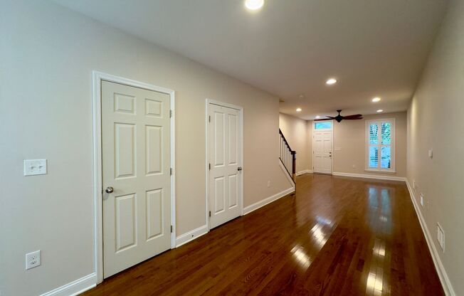 Charming 3 Bed/3 Bath Townhome in Middle East  Baltimore!