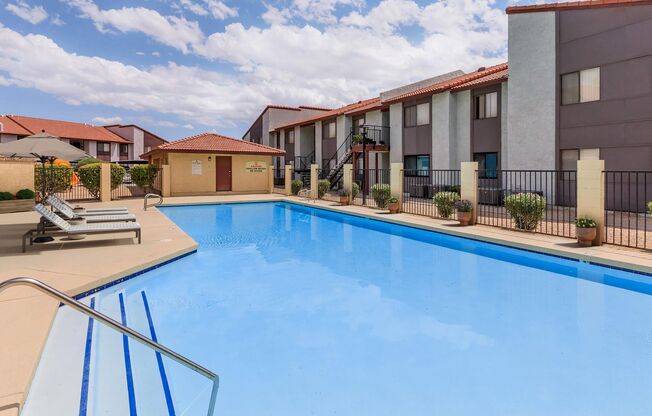 Lynnwood Apartments