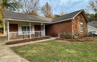 Introducing Tivoli6406, a charming 4-bedroom, 2-bathroom house located in the heart of Charlotte, NC.