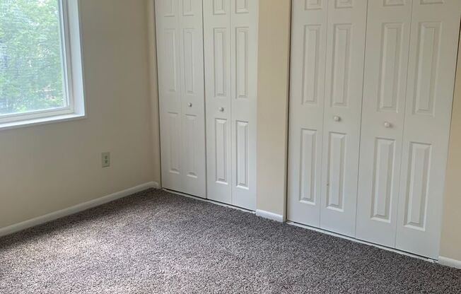 3 beds, 2 baths, 1,300 sqft, $2,325, Unit 3331 #304