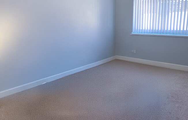 bedroom at Shiloh Commons Apartments in Shiloh IL