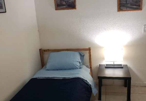 1228 W WASHINGTON AVE