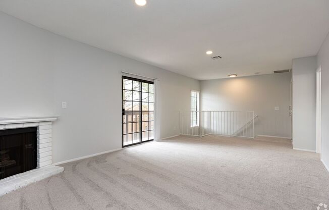 1 bed, 1.5 baths, 1,200 sqft, $2,498, Unit 19