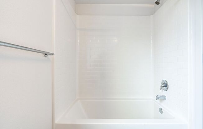 2 beds, 1 bath, 685 sqft, $2,499, Unit 413