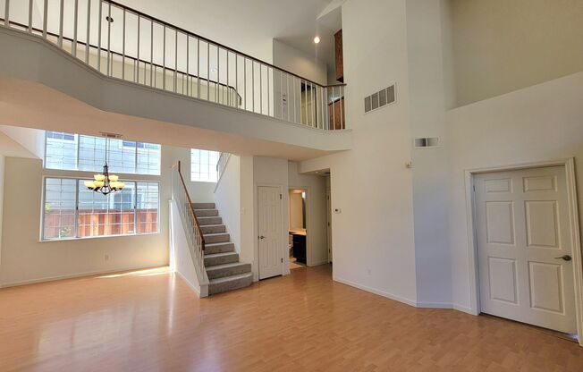 Lovely and Spacious 4-bedroom Beauty in Desirable Ardenwood!