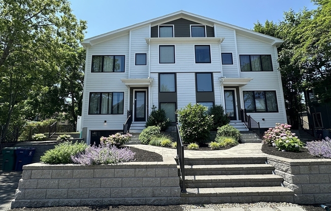 99 W ST