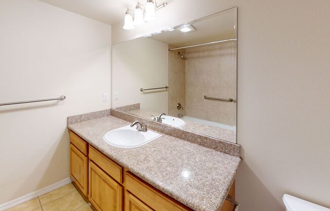 2 beds, 2 baths, 1,044 sqft, $2,495, Unit 206