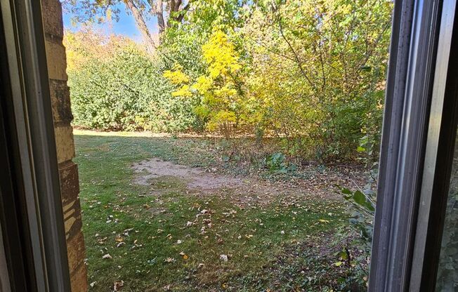 2 beds, 2 baths, 960 sqft, $1,025, Unit 21 - 107