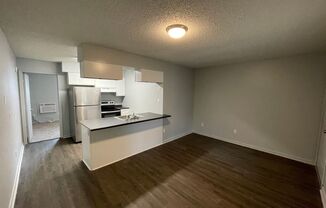 1 bed, 1 bath, $525