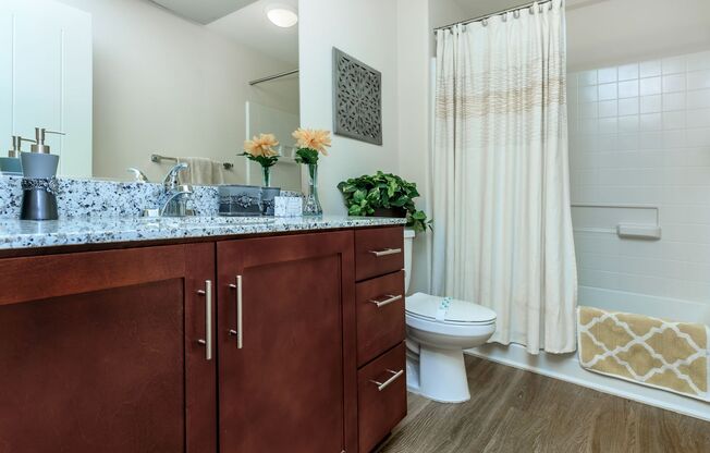 2 beds, 2 baths, 1,038 sqft, $1,920, Unit 2041