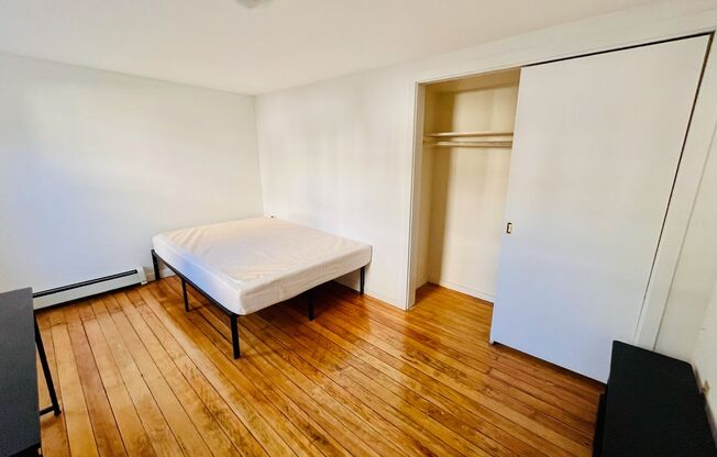 1 bed, 1 bath, $1,600, Unit 1