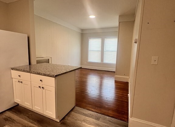 Studio, 1 bath, 500 sqft, $1,800, Unit 2