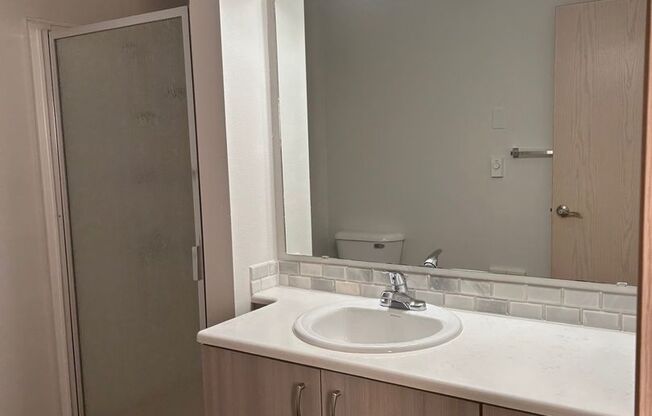 2 beds, 2 baths, 1,240 sqft, $1,940, Unit B6