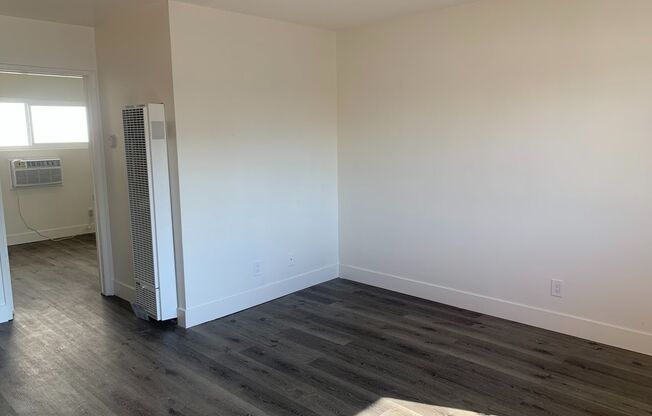 1 bed, 1 bath, 550 sqft, $1,595