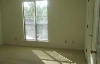 1 bed, 1 bath, 775 sqft, $1,301, Unit 1110LpC