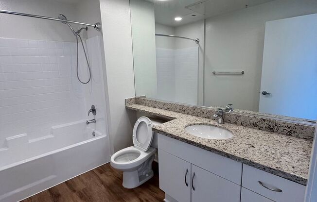 2 beds, 2 baths, 901 sqft, $3,550, Unit 204 P