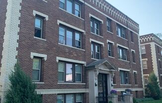2 beds, 1 bath, $1,399, Unit 2809-310