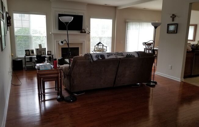 3BR/2.5BA Townhome in Prim Ballantyne Location