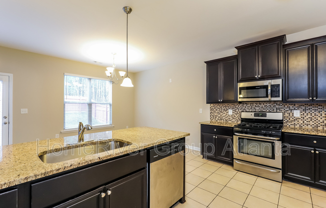 2518 QUINCY LOOP