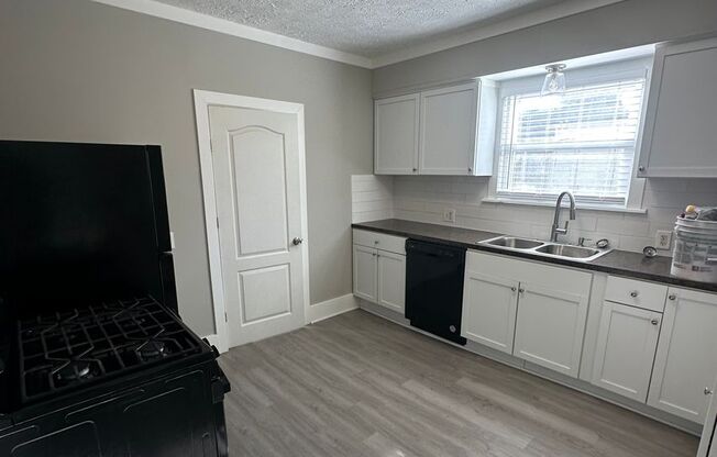 2 beds, 1 bath, 950 sqft, $1,345, Unit 1