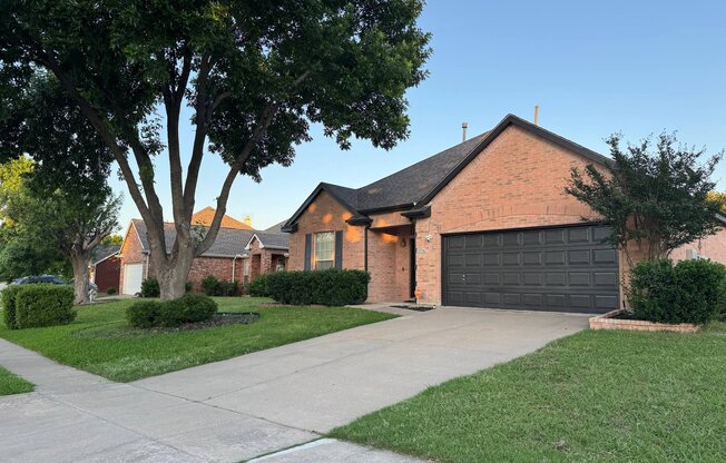 3136 DELEON DR
