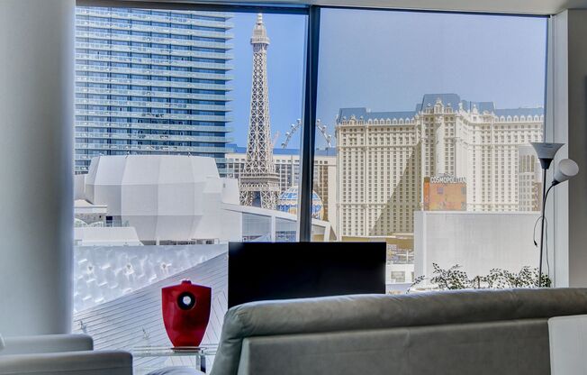2 beds, 2 baths, $4,400, Unit # 802