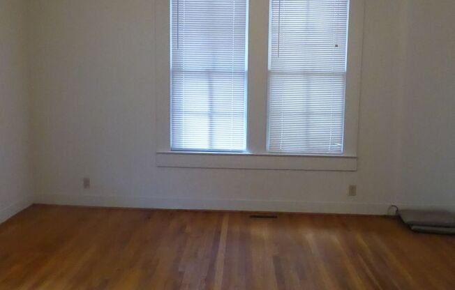 Historic home In The Heart Of Bluff Park