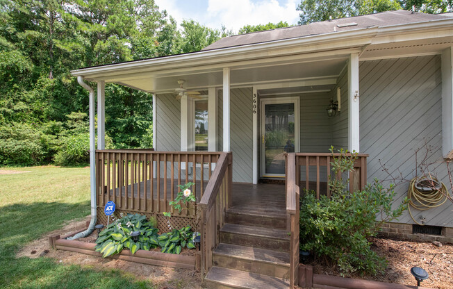 3606 TOP OF THE PNES CT