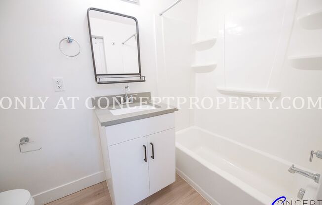 1 bed, 1 bath, 570 sqft, $1,399, Unit 16