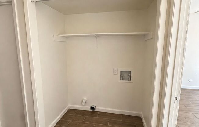 2 beds, 1.5 baths, $1,150, Unit # 506