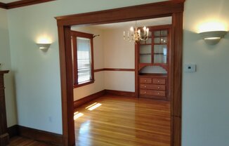 68 TEMPLETON PKWY