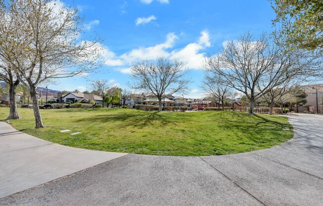 2 beds, 2 baths, $1,700, Unit # 1711