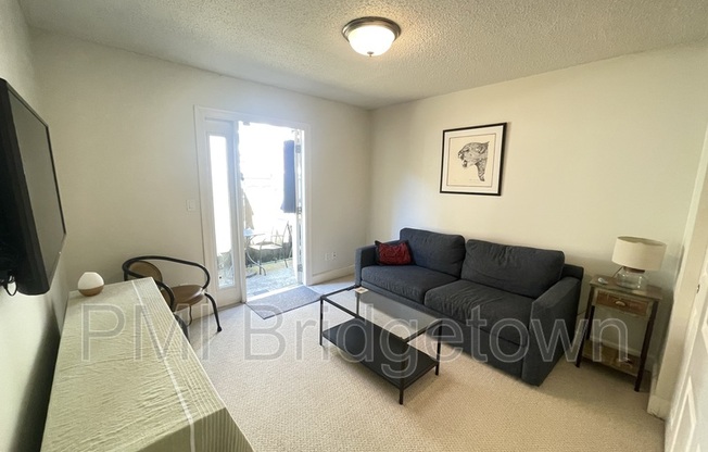 2 beds, 1 bath, 748 sqft, $1,850