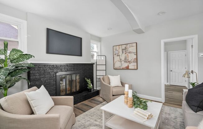 Beautiful Four-Bedroom House In Baltimore