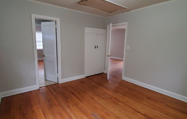 2 beds, 1 bath, $1,000