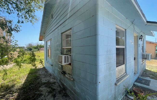 1 bed, 1 bath, 500 sqft, $650, Unit Admiral3