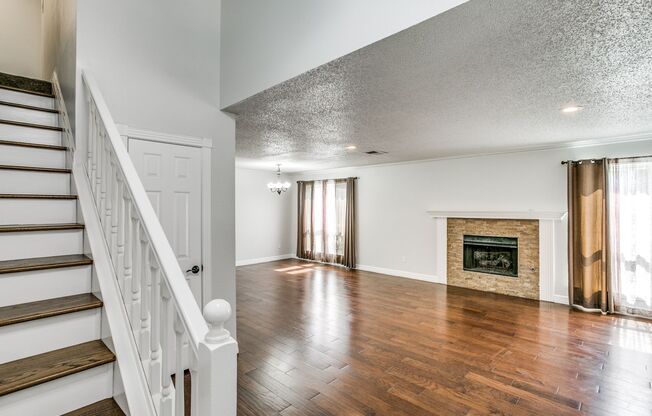 Pristine 4 Bedroom in Flower Mound