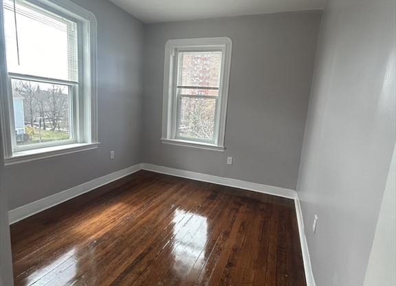15 CODMAN PARK