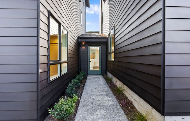 346 NE 55 ST